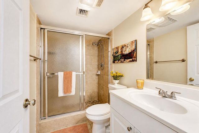 9960 Pineapple Tree Drive 109, Boynton Beach, FL 33436