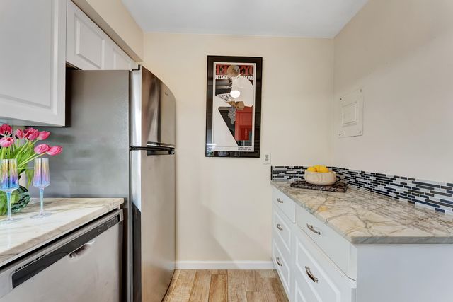 9960 Pineapple Tree Drive 109, Boynton Beach, FL 33436