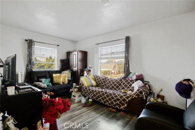 300 E 55th Street, Los Angeles, CA 90011