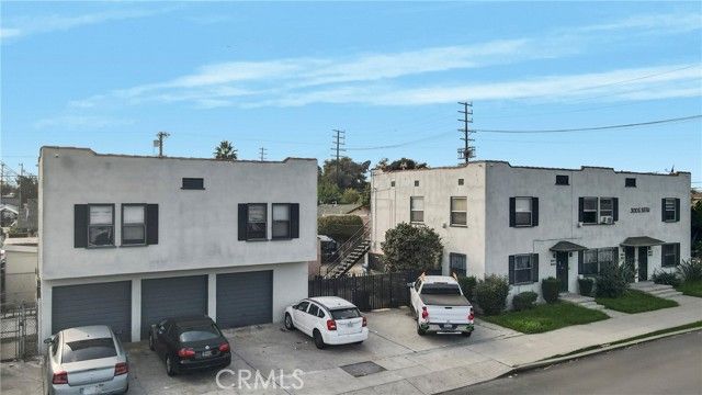 300 E 55th Street, Los Angeles, CA 90011