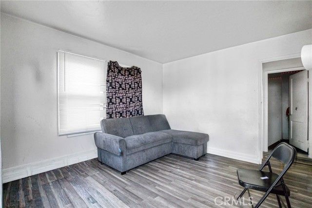 300 E 55th Street, Los Angeles, CA 90011