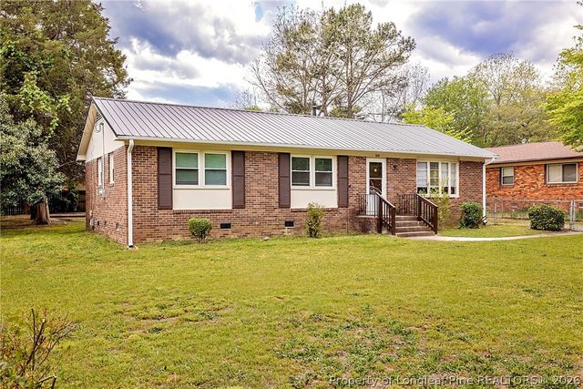 429 Morningside Drive, Fayetteville, NC 28311