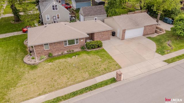 3555 Sewell Street, Lincoln, NE 68506