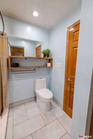 3555 Sewell Street, Lincoln, NE 68506