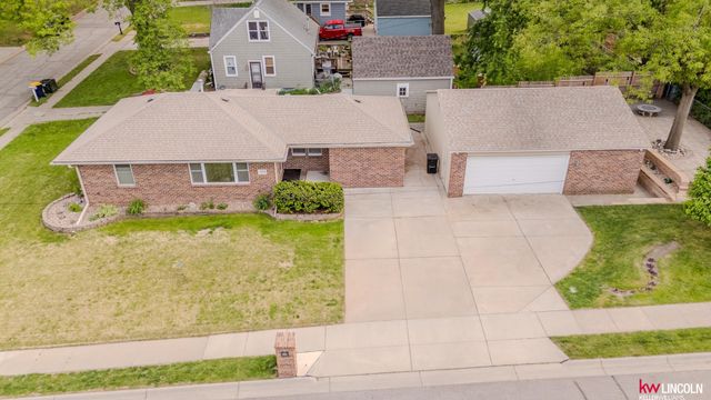 3555 Sewell Street, Lincoln, NE 68506