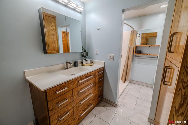 3555 Sewell Street, Lincoln, NE 68506