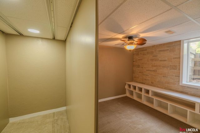 3555 Sewell Street, Lincoln, NE 68506