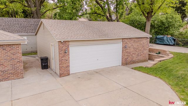3555 Sewell Street, Lincoln, NE 68506