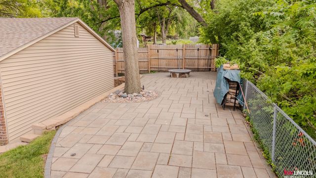 3555 Sewell Street, Lincoln, NE 68506