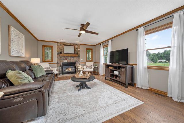 60625 Valley View Boulevard, Mattawan, MI 49071