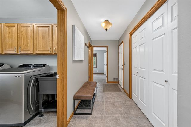 60625 Valley View Boulevard, Mattawan, MI 49071