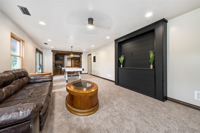 60625 Valley View Boulevard, Mattawan, MI 49071