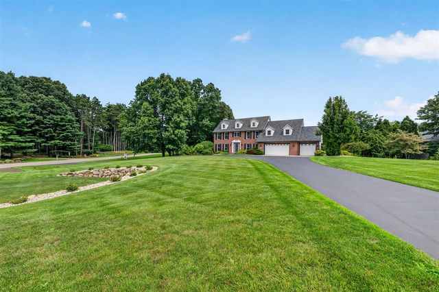 60625 Valley View Boulevard, Mattawan, MI 49071