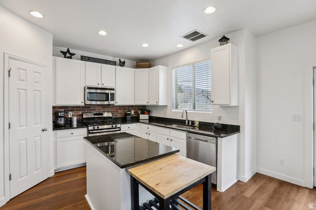 566 E 9270 S, Sandy, UT 84070