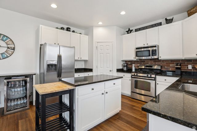 566 E 9270 S, Sandy, UT 84070