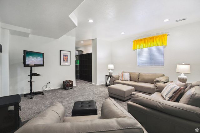 566 E 9270 S, Sandy, UT 84070