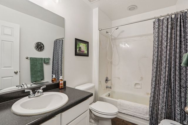 566 E 9270 S, Sandy, UT 84070