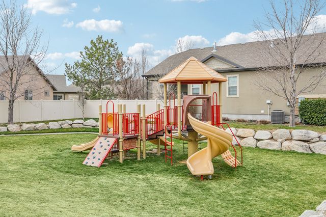 566 E 9270 S, Sandy, UT 84070