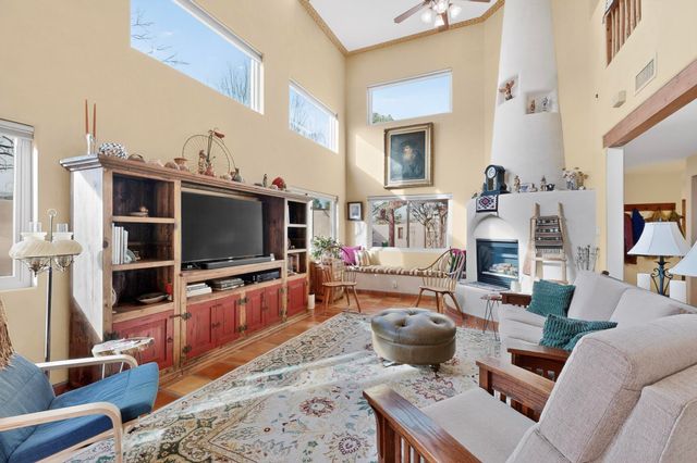 4530 San Isidro Street NW, Albuquerque, NM 87107