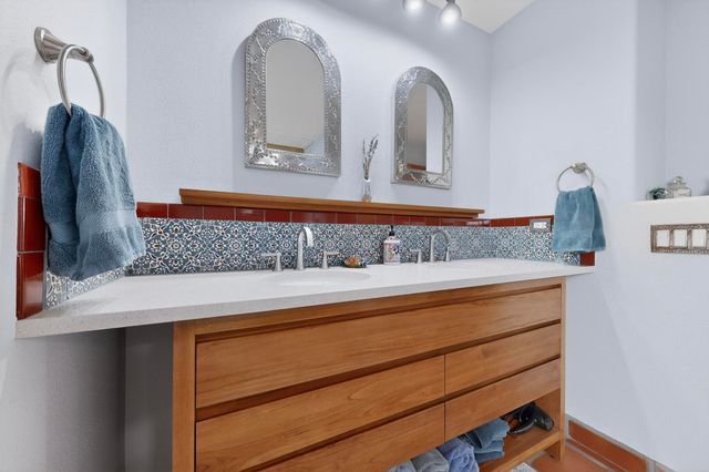 4530 San Isidro Street NW, Albuquerque, NM 87107