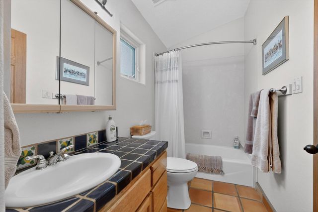 4530 San Isidro Street NW, Albuquerque, NM 87107