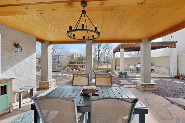 4530 San Isidro Street NW, Albuquerque, NM 87107