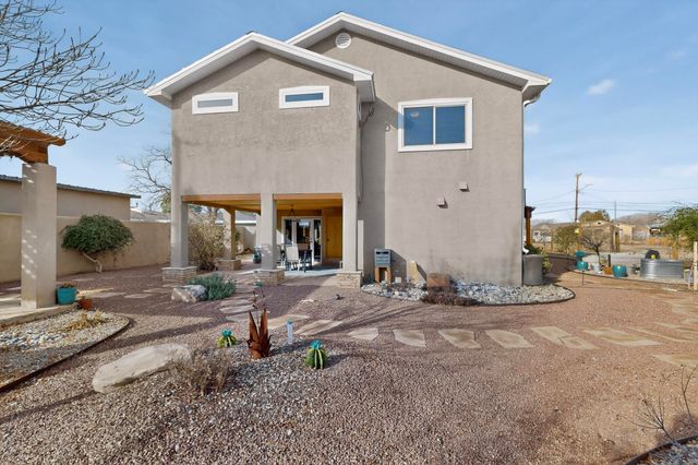 4530 San Isidro Street NW, Albuquerque, NM 87107