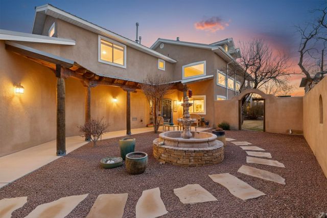 4530 San Isidro Street NW, Albuquerque, NM 87107