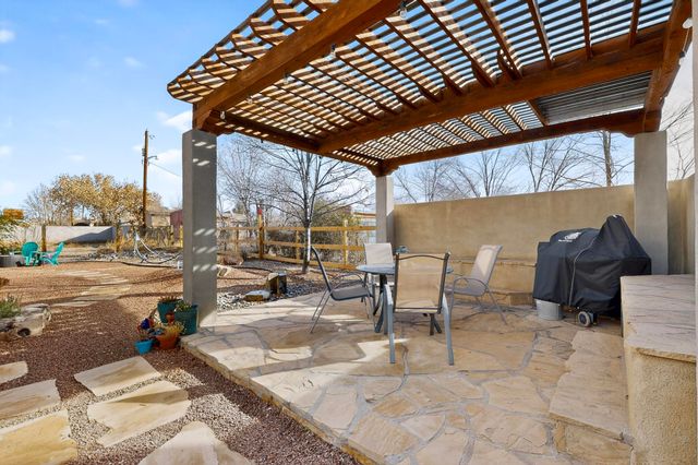 4530 San Isidro Street NW, Albuquerque, NM 87107