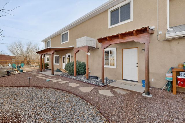 4530 San Isidro Street NW, Albuquerque, NM 87107