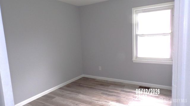13 Heritage Square, Sayreville, NJ 08872