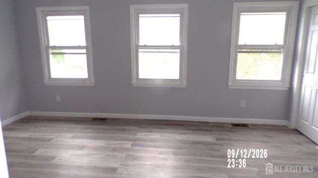 13 Heritage Square, Sayreville, NJ 08872