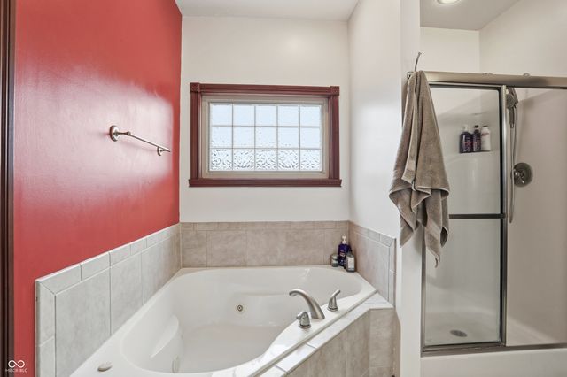 6230 Sampson Court, Indianapolis, IN 46237