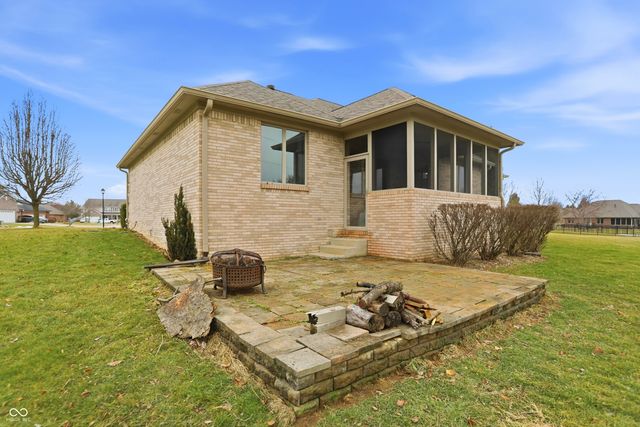 6230 Sampson Court, Indianapolis, IN 46237