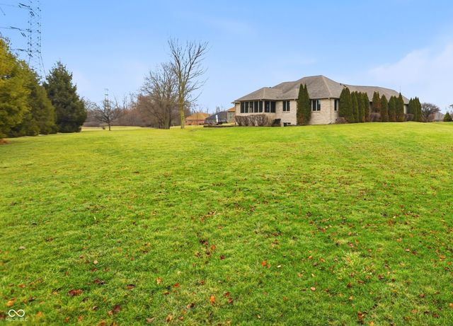 6230 Sampson Court, Indianapolis, IN 46237