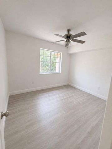 6386 EMERALD DUNES Drive 308, West Palm Beach, FL 33411