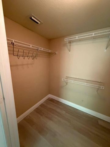 6386 EMERALD DUNES Drive 308, West Palm Beach, FL 33411