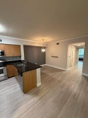 6386 EMERALD DUNES Drive 308, West Palm Beach, FL 33411