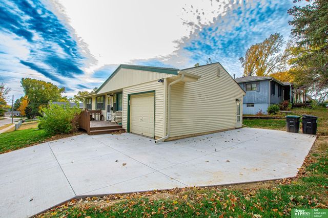 3604 S 78th Street, Omaha, NE 68124