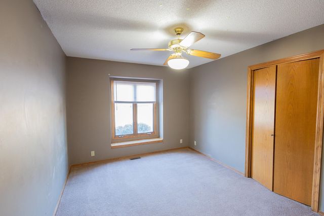 9305 E Clark St, Wichita, KS 67207