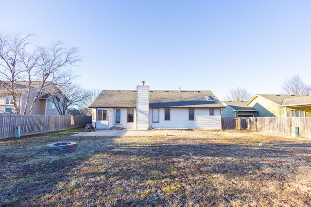 9305 E Clark St, Wichita, KS 67207