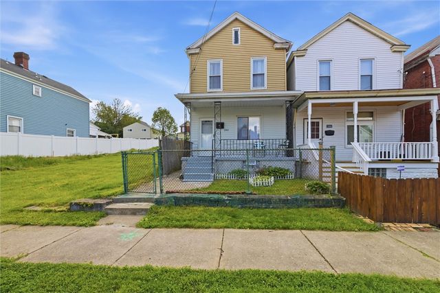 342 W 13th Ave, Homestead, PA 15120
