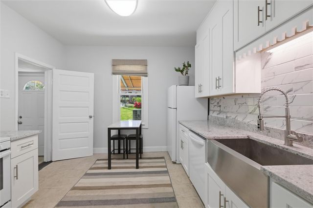 342 W 13th Ave, Homestead, PA 15120