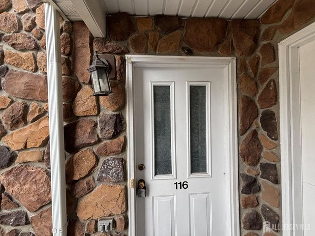 116 Chariot Court 116, Piscataway, NJ 08854