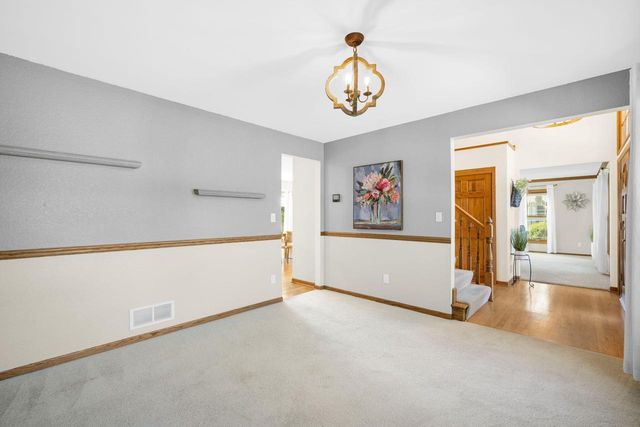 W265N2184 Sawgrass LANE, Pewaukee, WI 53072