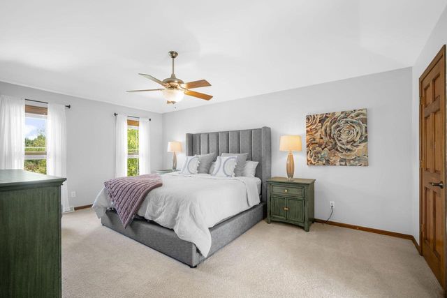 W265N2184 Sawgrass LANE, Pewaukee, WI 53072