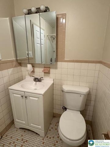 1615 West south Street 1, Allentown City, PA 18104