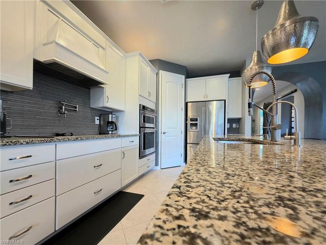 10805 Dennington RD, Fort Myers, FL 33913