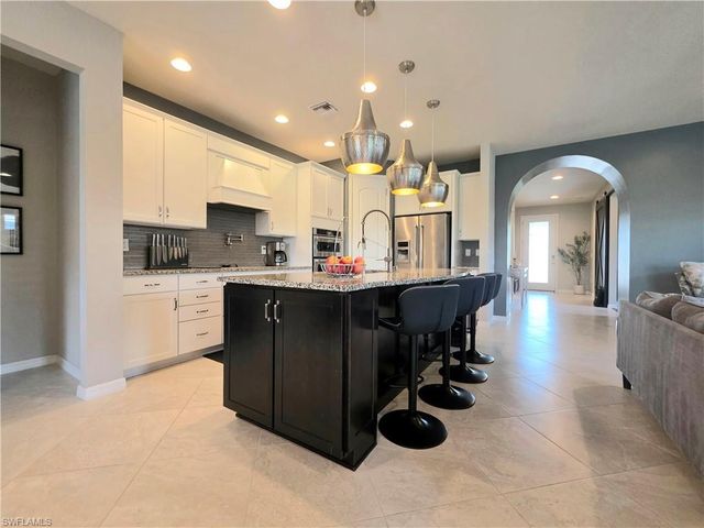 10805 Dennington RD, Fort Myers, FL 33913