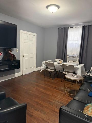 736 W Front St, Plainfield City, NJ 07060